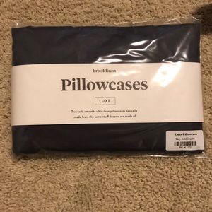 Brooklinen Luxe King Pillowcases: Solid Graphite